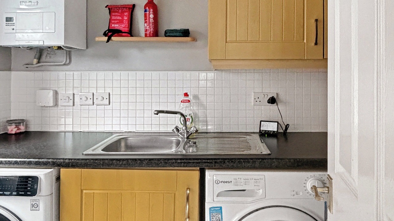 Photo of Bedroom in Newark