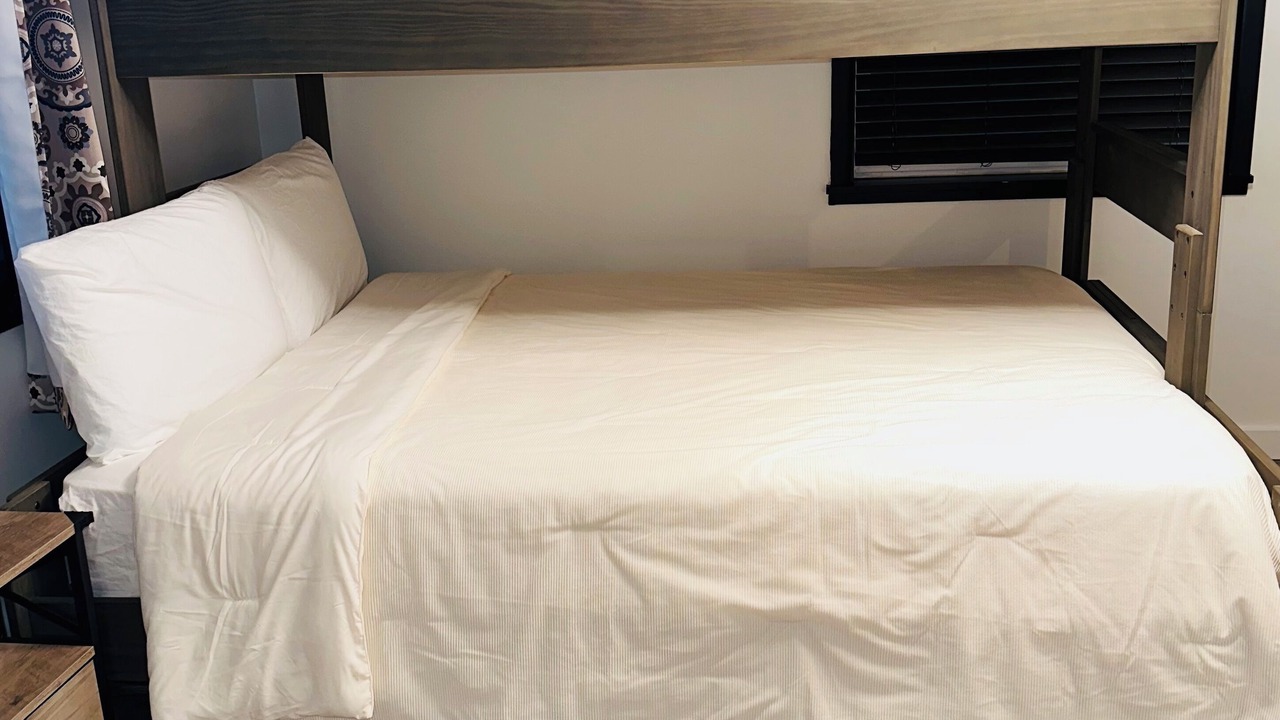 Photo of Bedroom in Lower Kingsbury