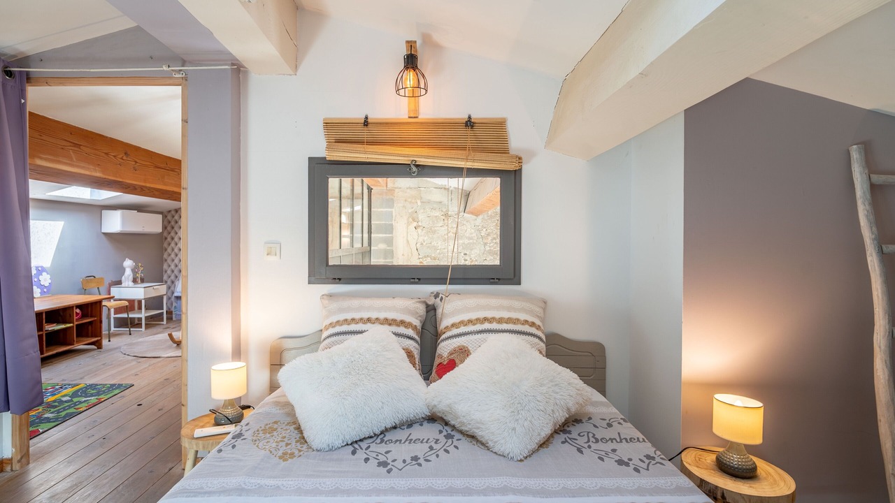 Photo of Bedroom in Villeneuve-les-Montreal