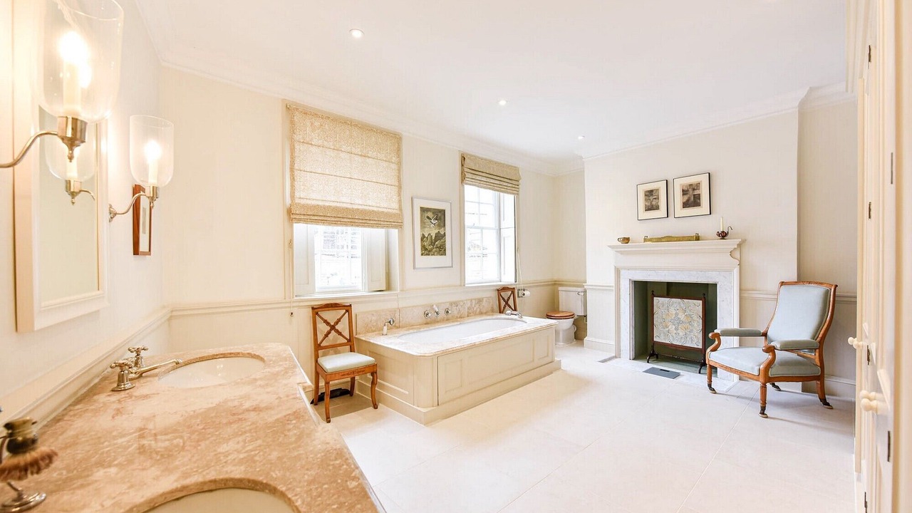 Photo of Bathroom in Westminster