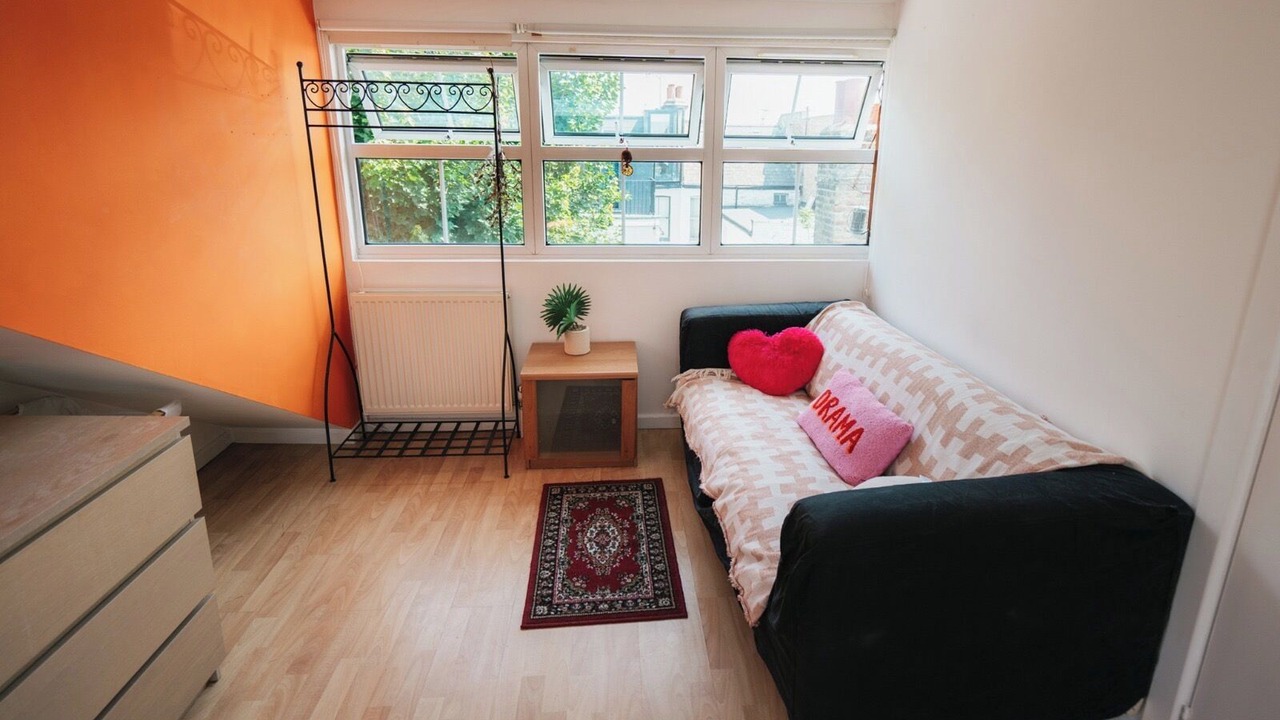 Photo of Livingroom in Fulham Broadway