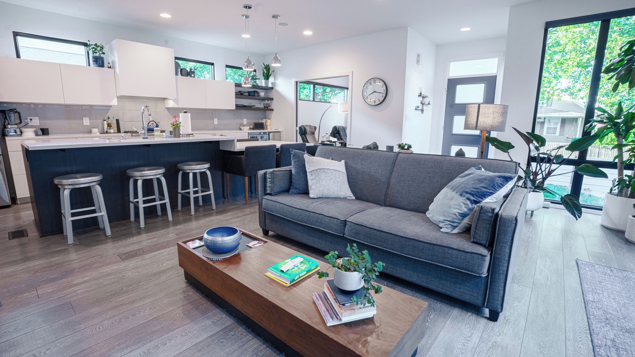 Photo of Livingroom in Fountain Square