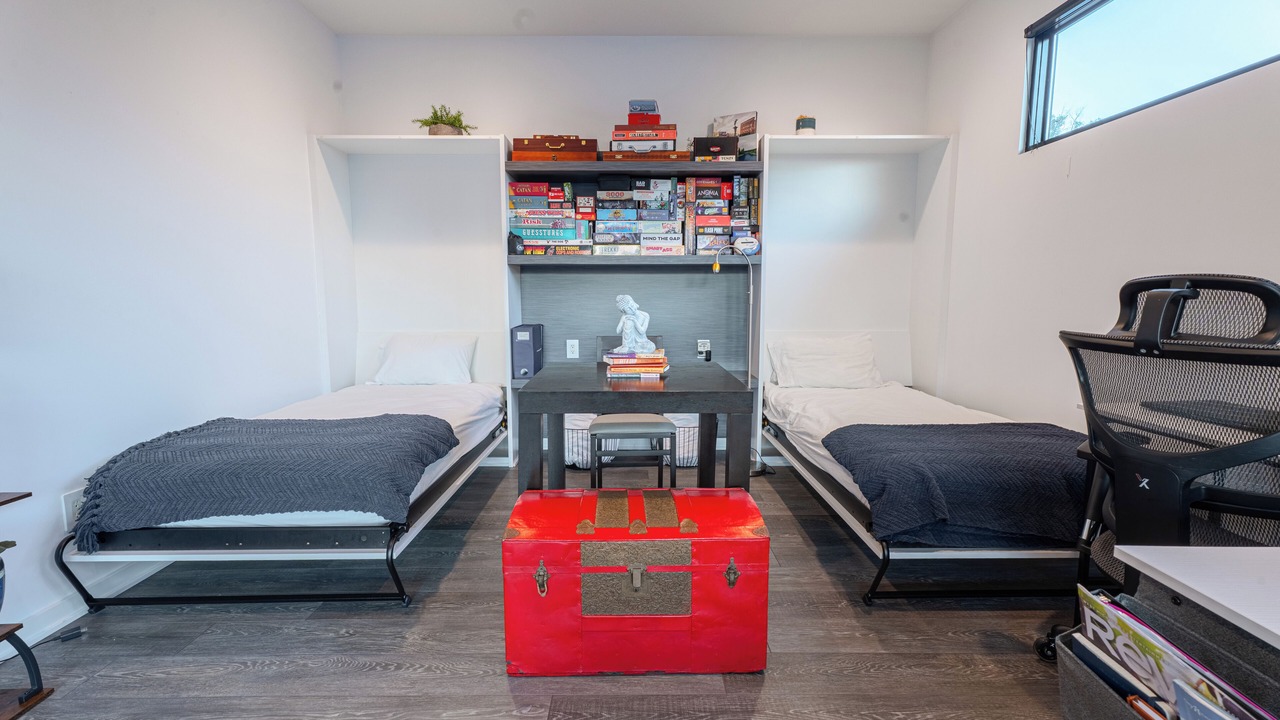 Photo of Bedroom in Fountain Square