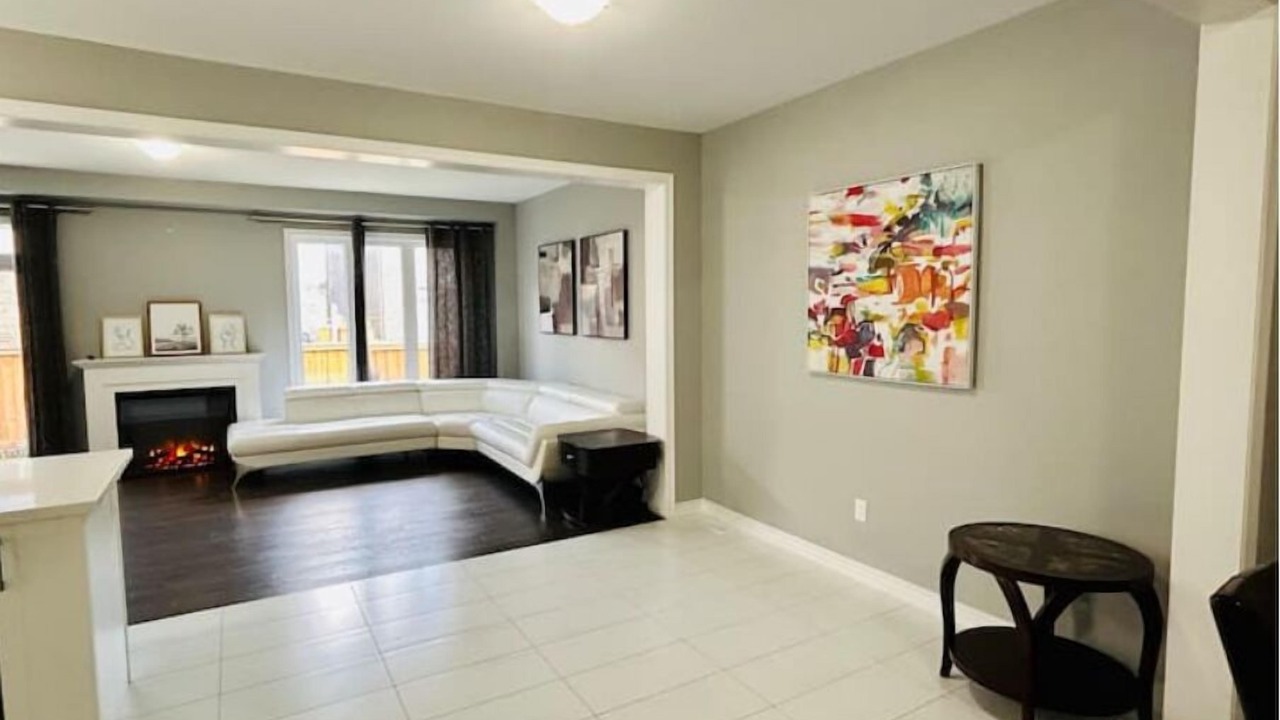 Photo of Livingroom in Mount Pleasant