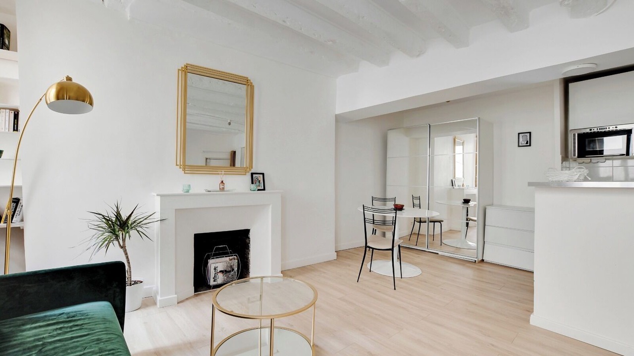 Photo of Livingroom in 6th Arrondissement