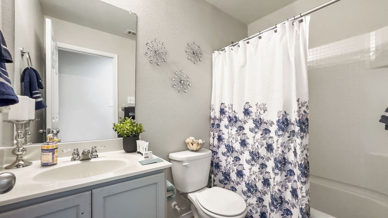 Photo of Bathroom in Little Elm