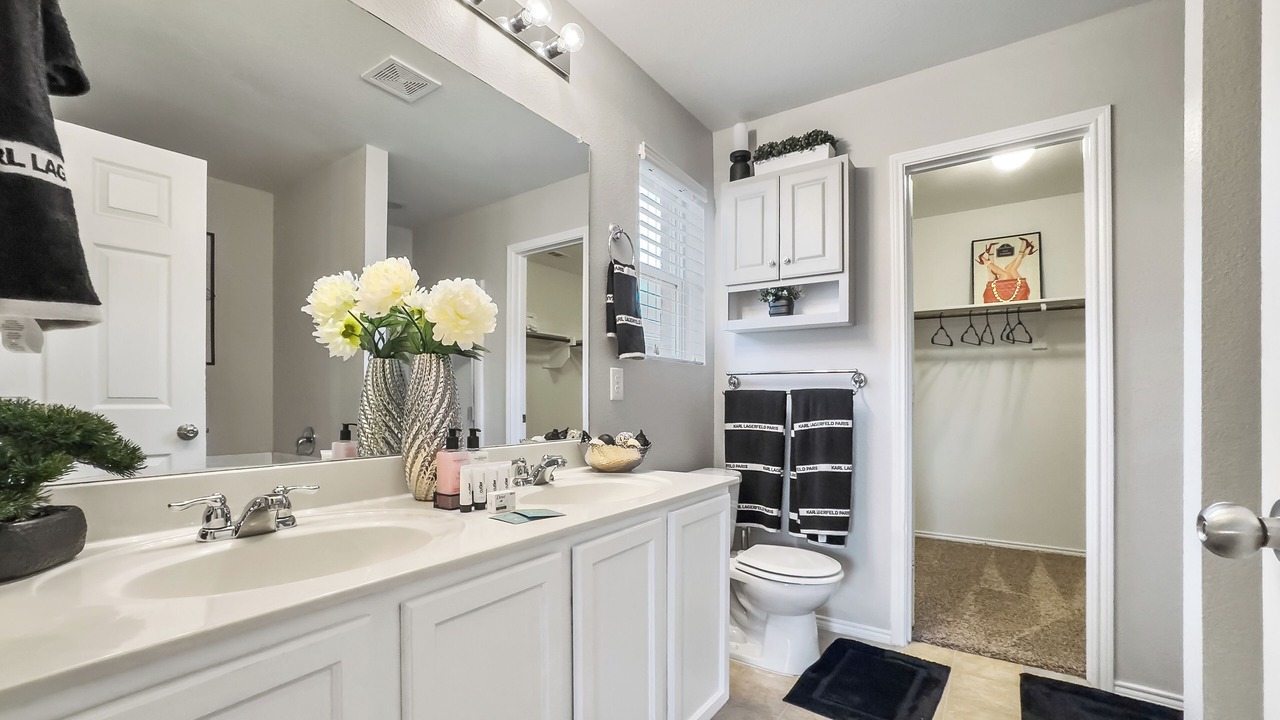 Photo of Bathroom in Little Elm