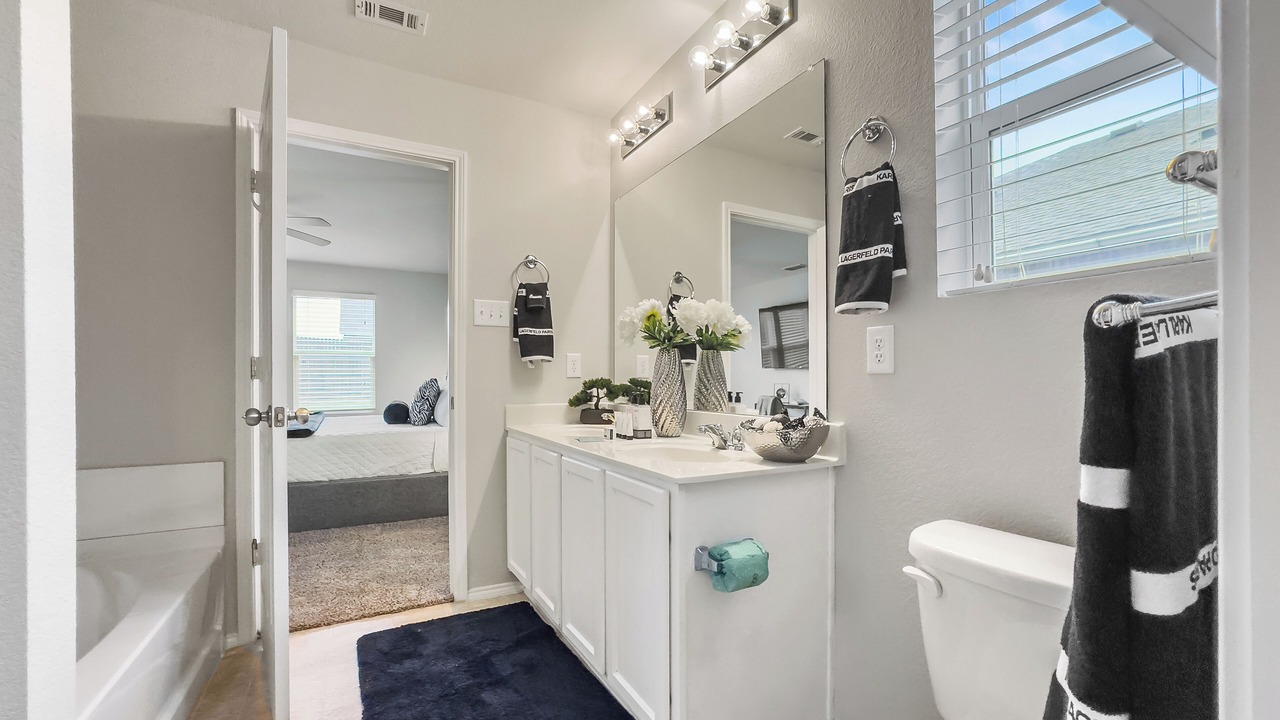 Photo of Bathroom in Little Elm