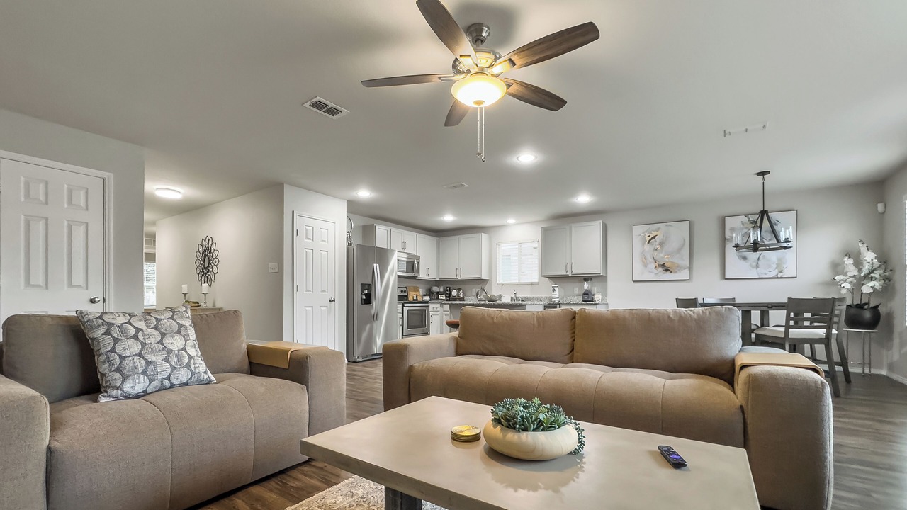 Photo of Livingroom in Little Elm