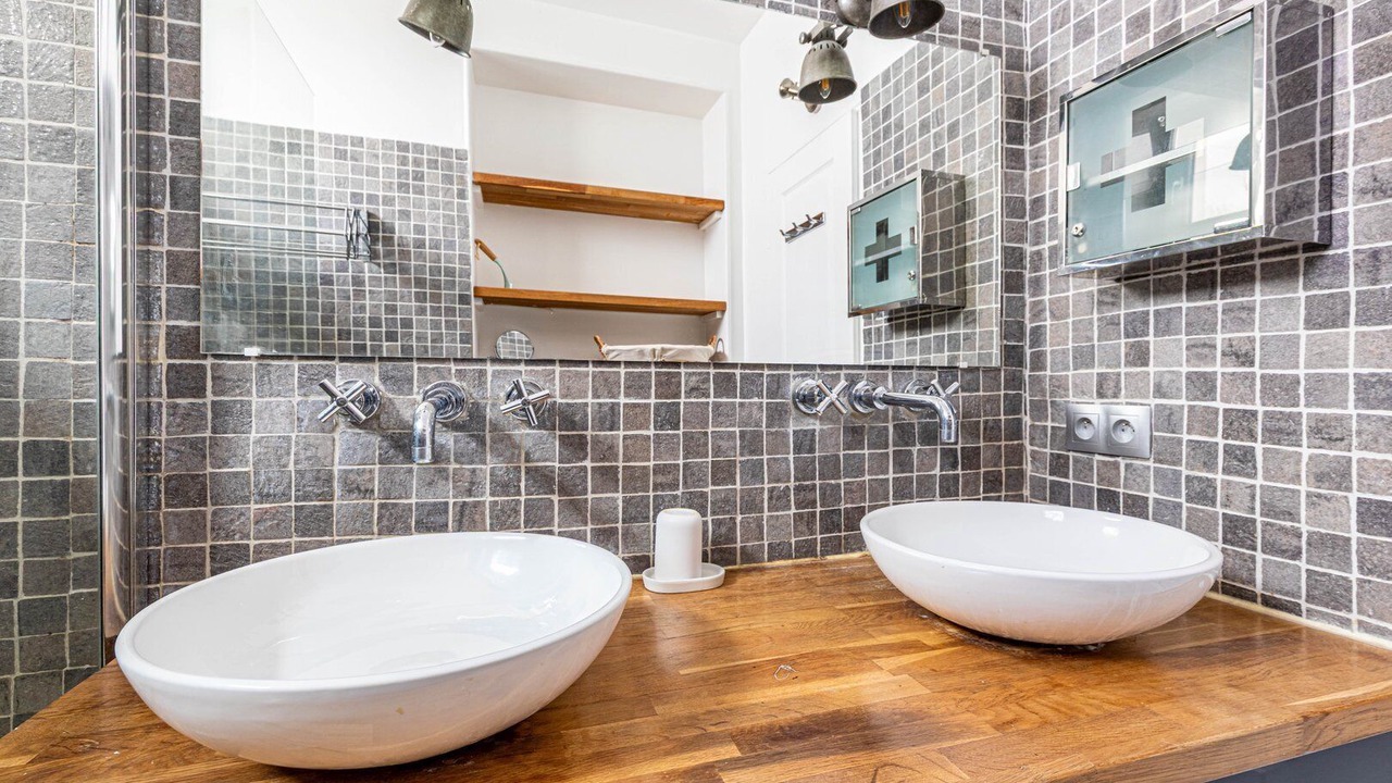 Photo of Bathroom in Parchamp–Albert Kahn