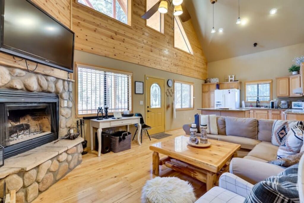 Photo of Livingroom in Eagar