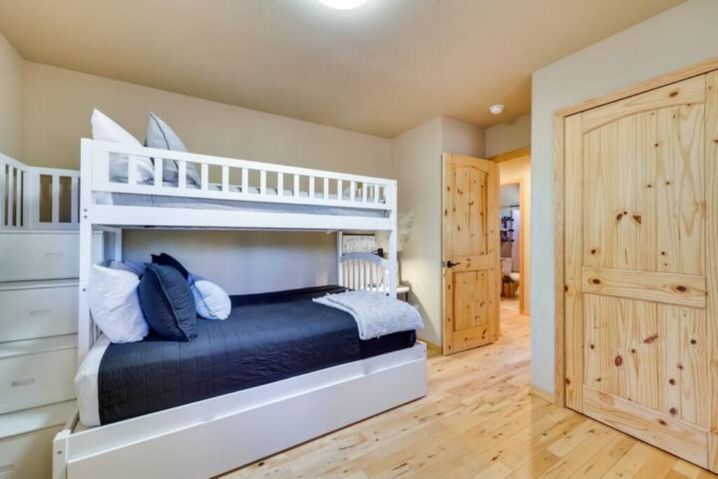 Photo of Bedroom in Eagar