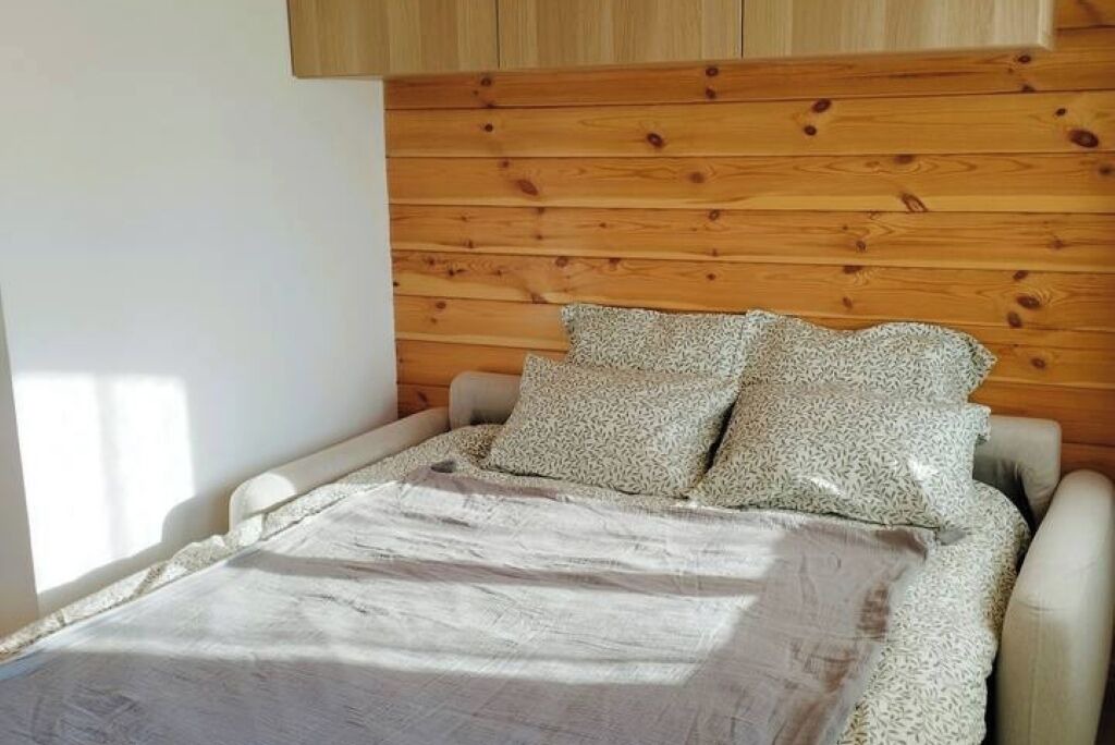 Photo of Bedroom in Eourres