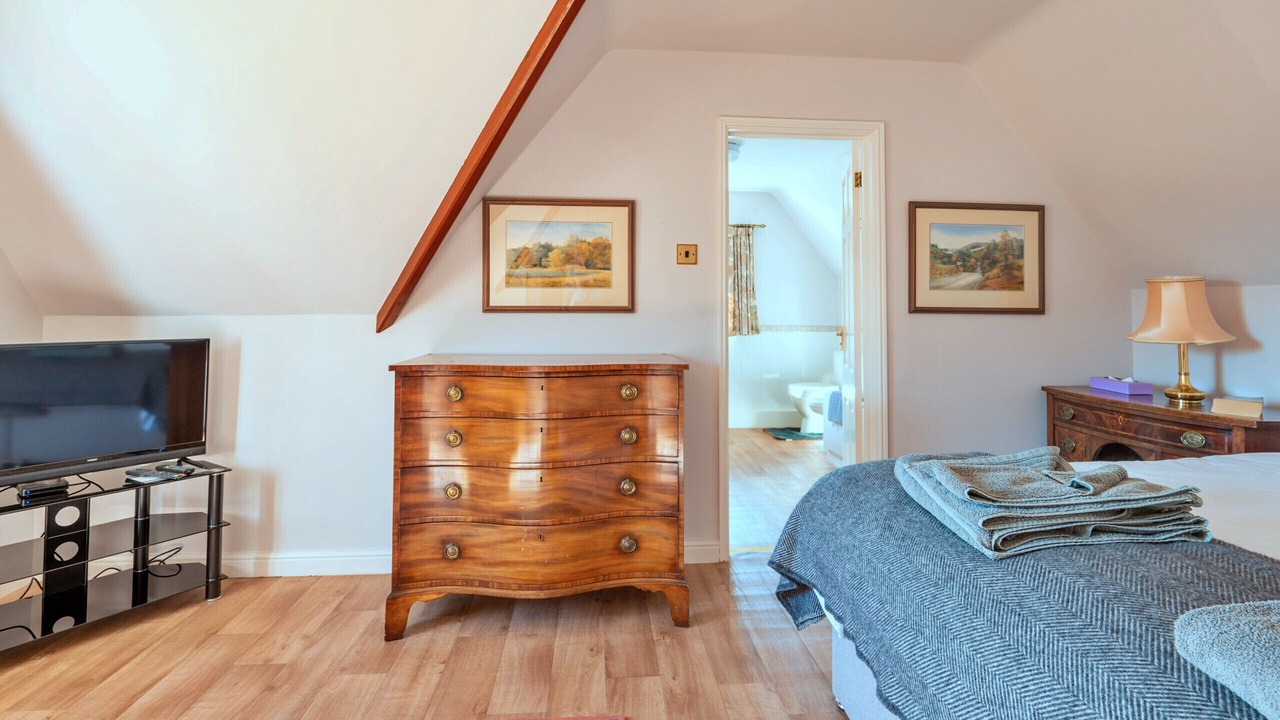 Photo of Bedroom in Llanidloes