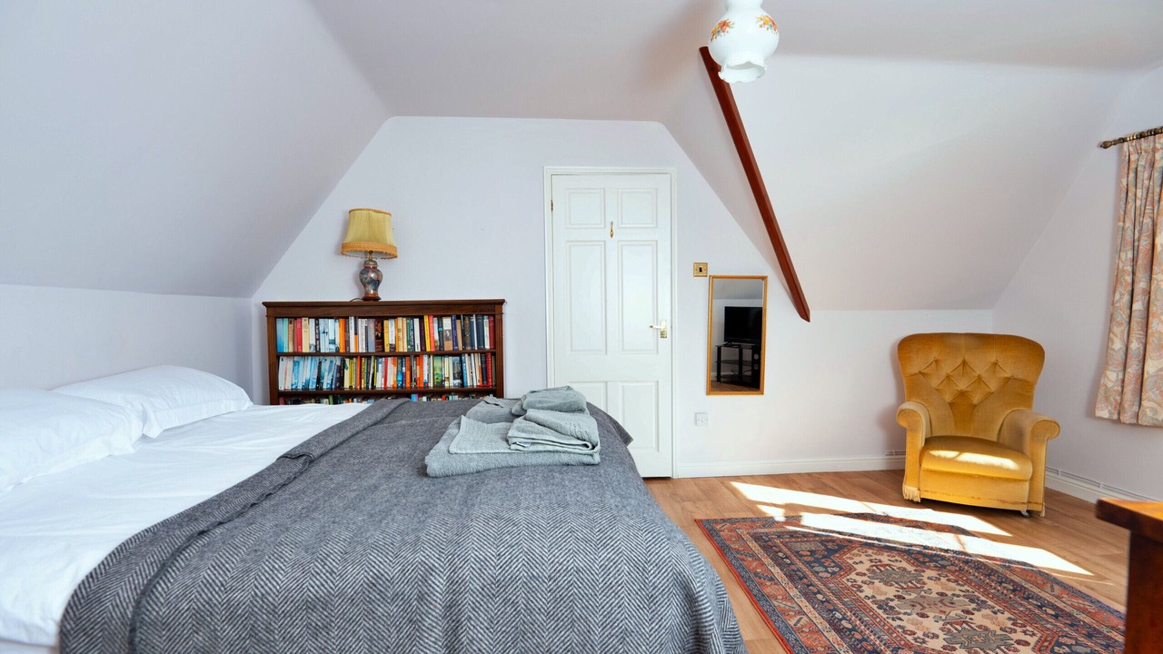 Photo of Bedroom in Llanidloes