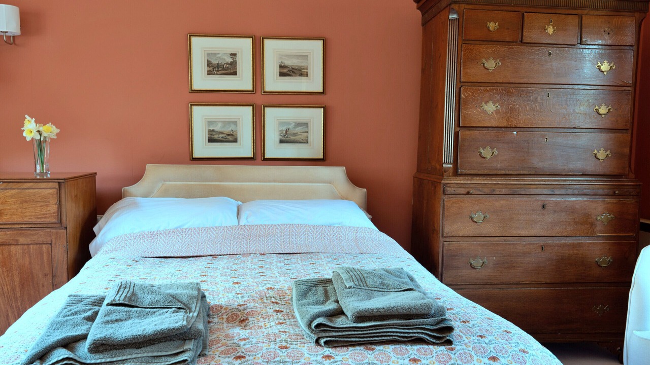 Photo of Bedroom in Llanidloes