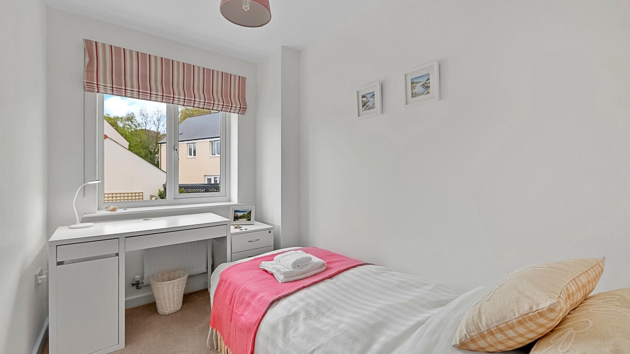 Photo of Bedroom in Boscundle