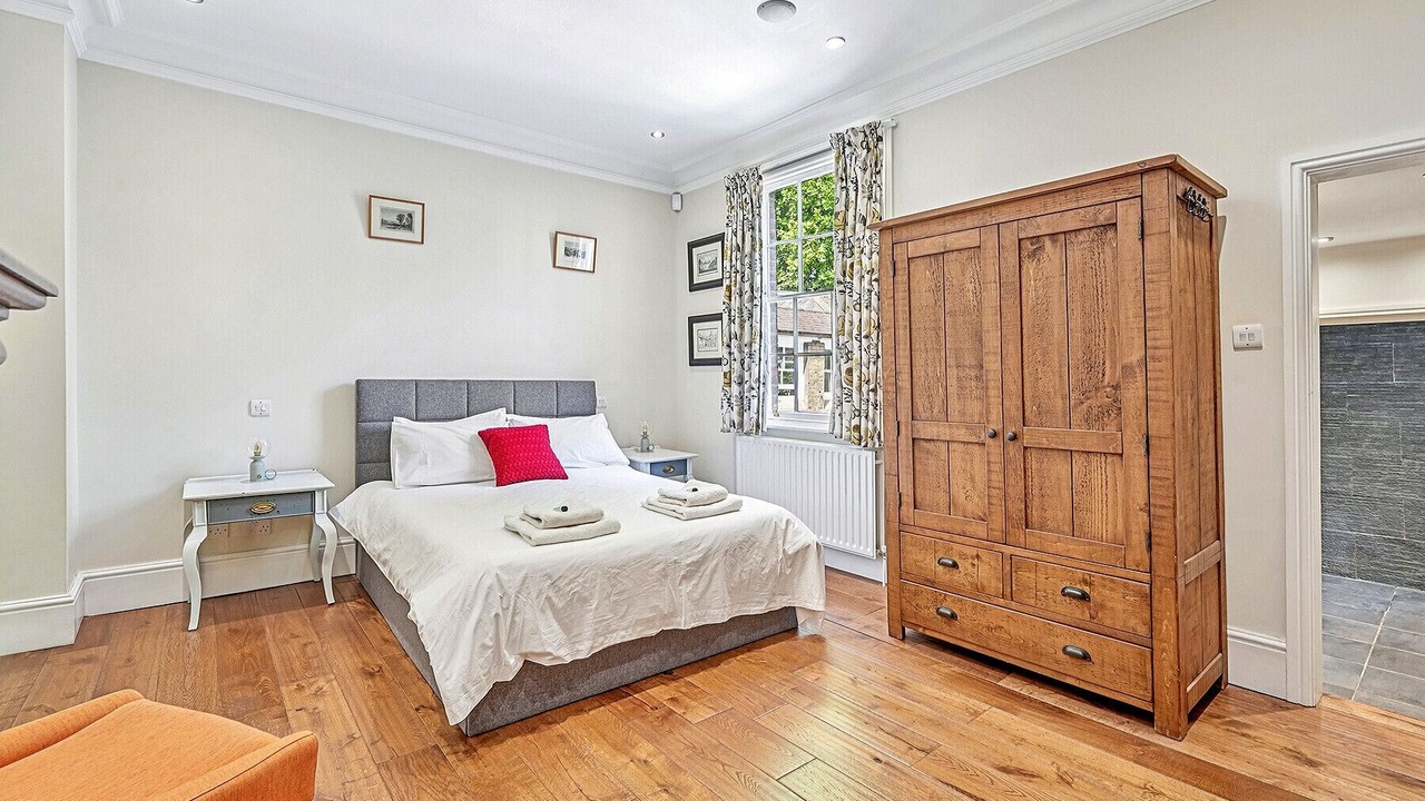 Photo of Bedroom in Richmond-upon-Thames