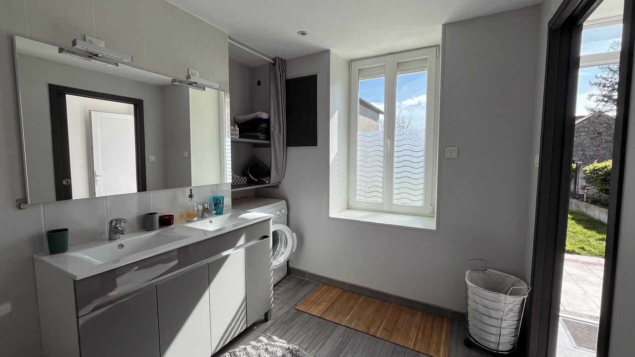 Photo of Bathroom in Genouillac