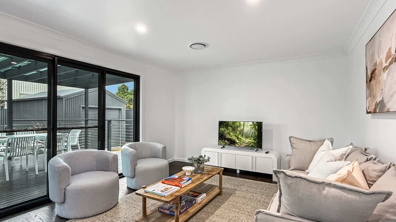 Photo of Livingroom in Mayfield