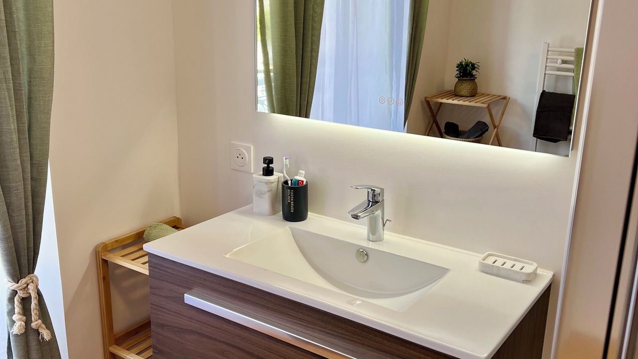 Photo of Bathroom in Barcelonnette