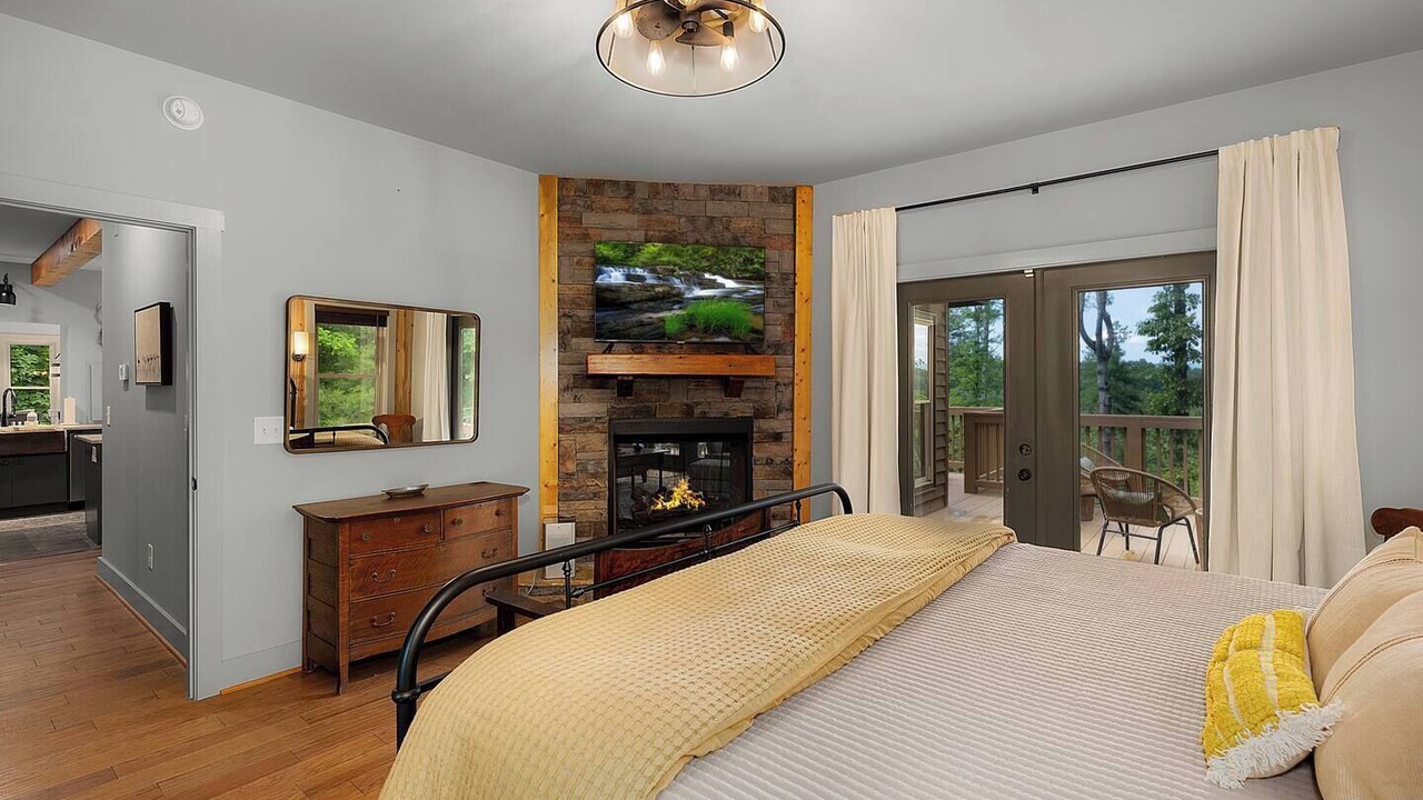 Photo of Others in Ellijay