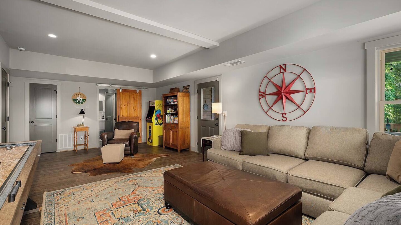 Photo of Others in Ellijay