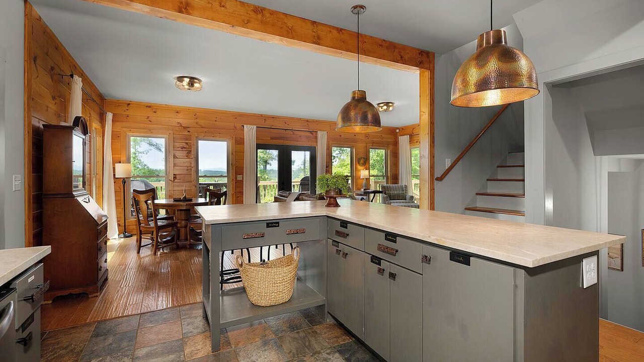 Photo of Others in Ellijay