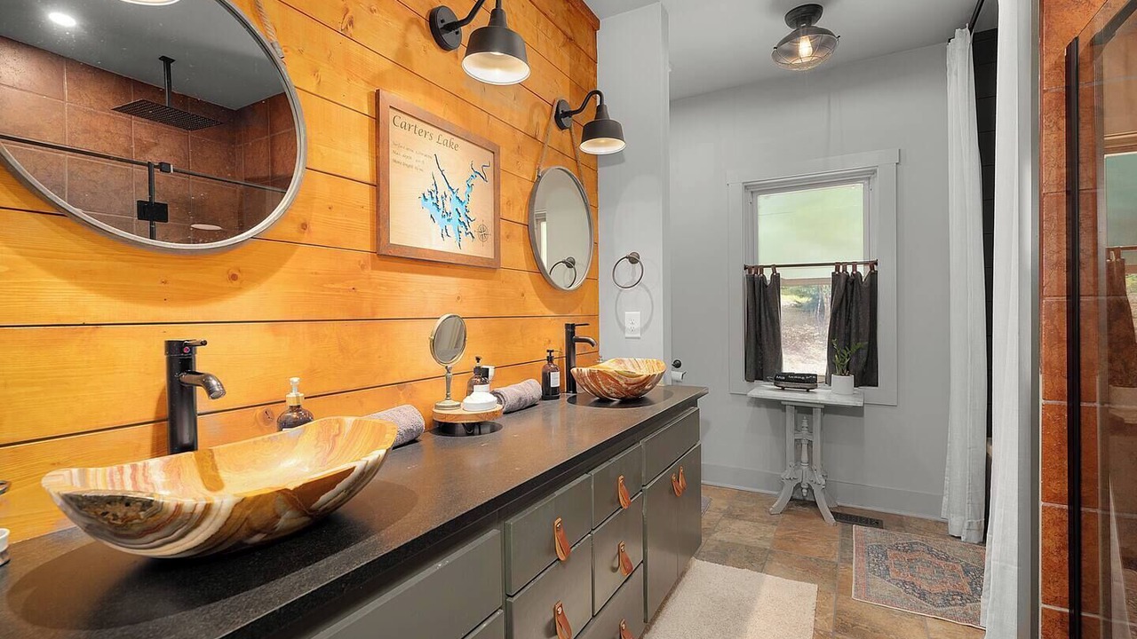 Photo of Others in Ellijay