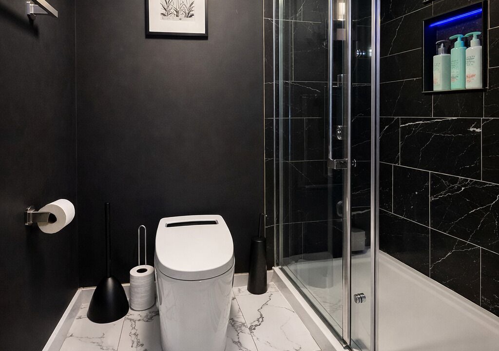 Photo of Bathroom in Natrona