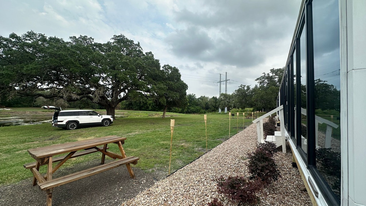 Photo of Outdoor in Flatonia