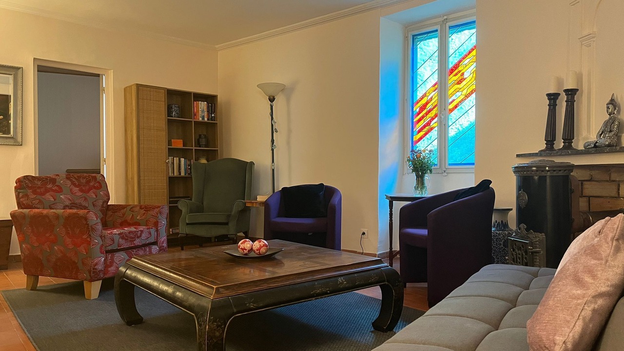 Photo of Livingroom in Saint-Saturnin-de-Lucian