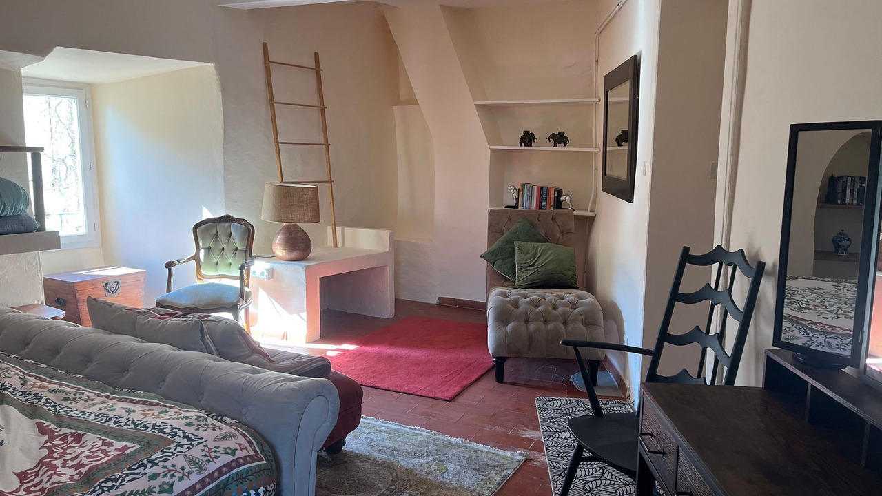 Photo of Bedroom in Saint-Saturnin-de-Lucian
