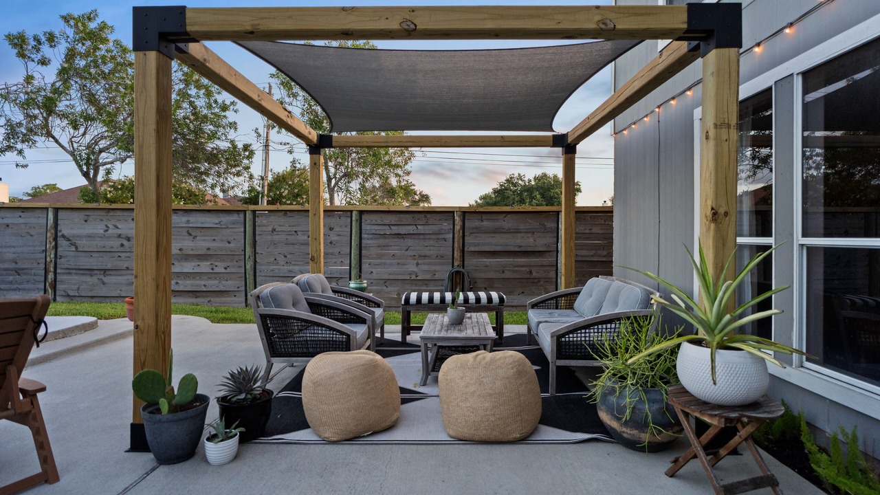 Photo of Patio Balcony in South Side
