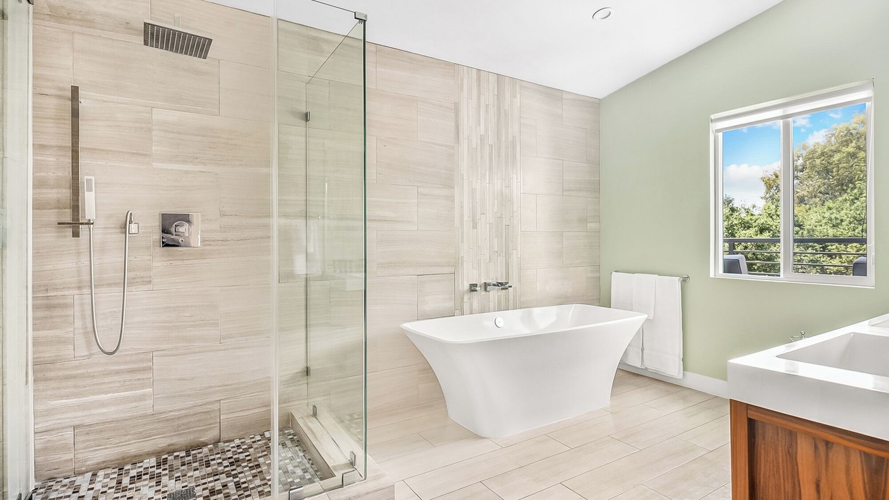 Photo of Bathroom in Hollywood Hills