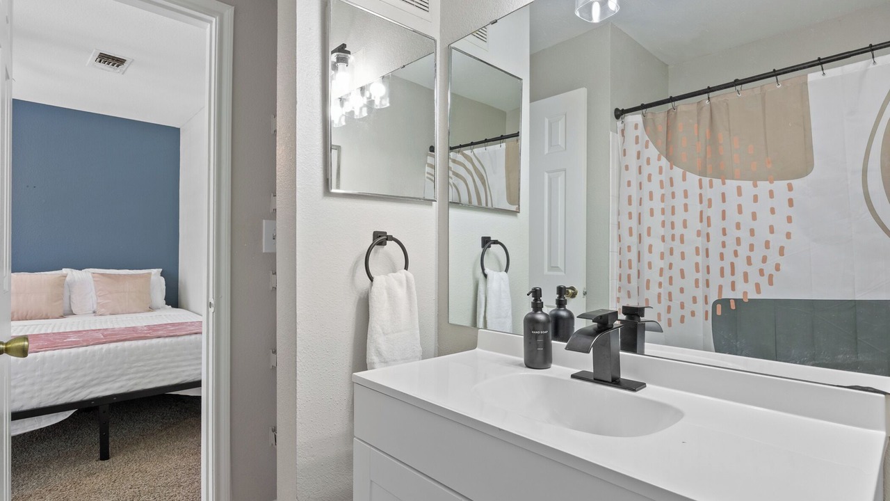 Photo of Bathroom in Pleasant Valley