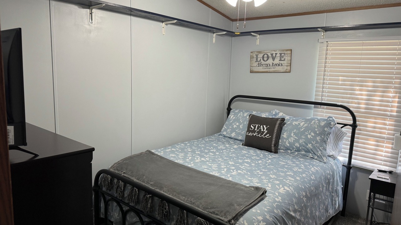 Photo of Bedroom in Osage County