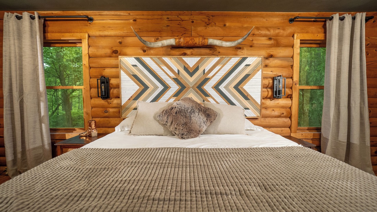 Photo of Bedroom in Bent Mountain