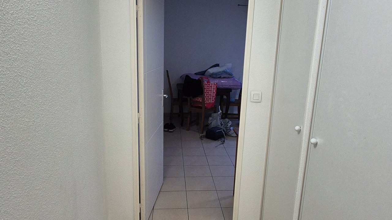 Photo of Others in Bron