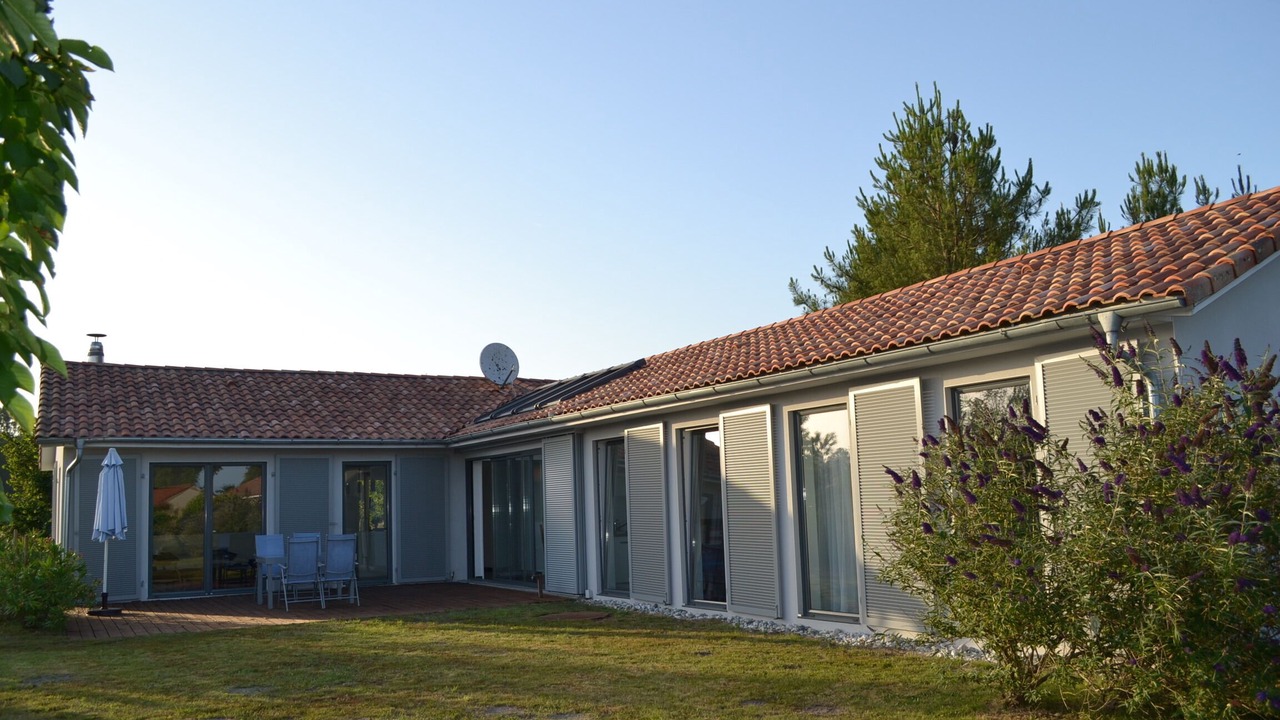 Photo of Outdoor in Bias