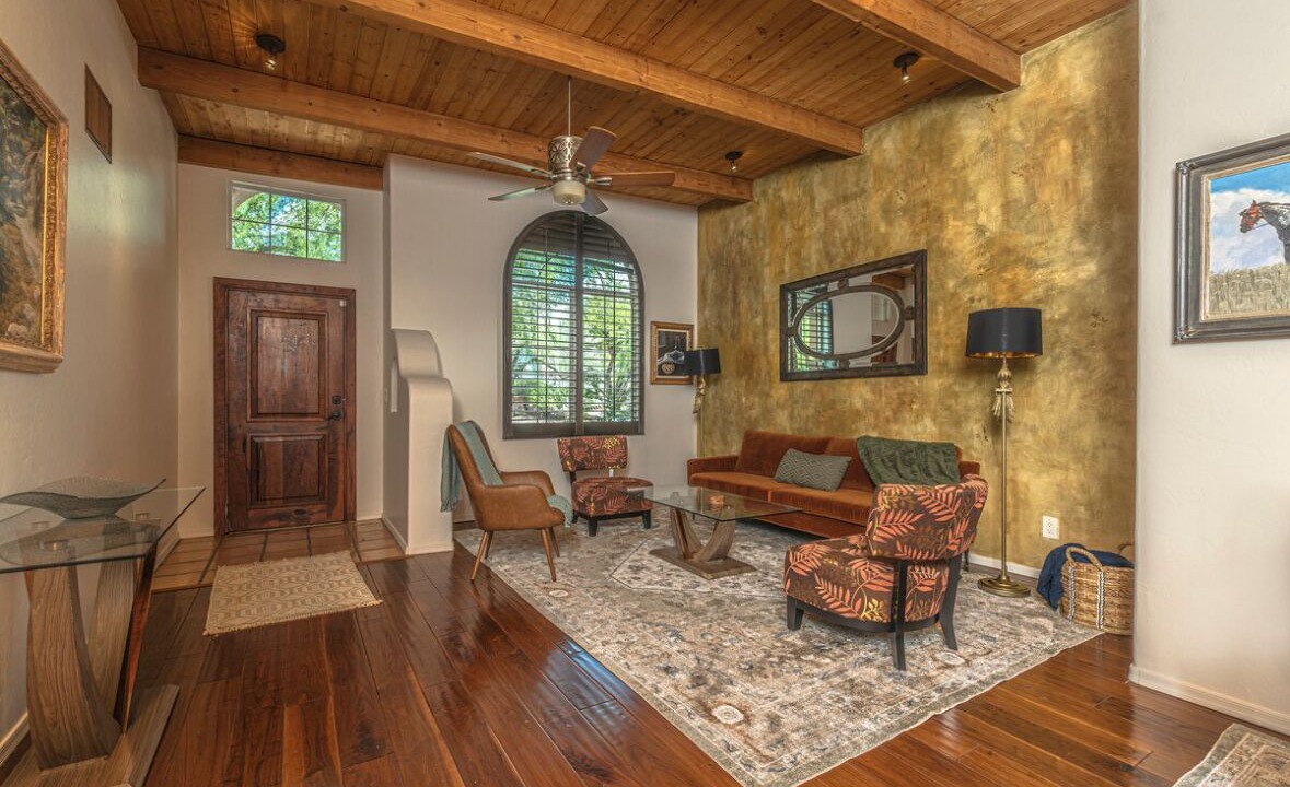 Photo of Livingroom in Catalina Foothills Estates