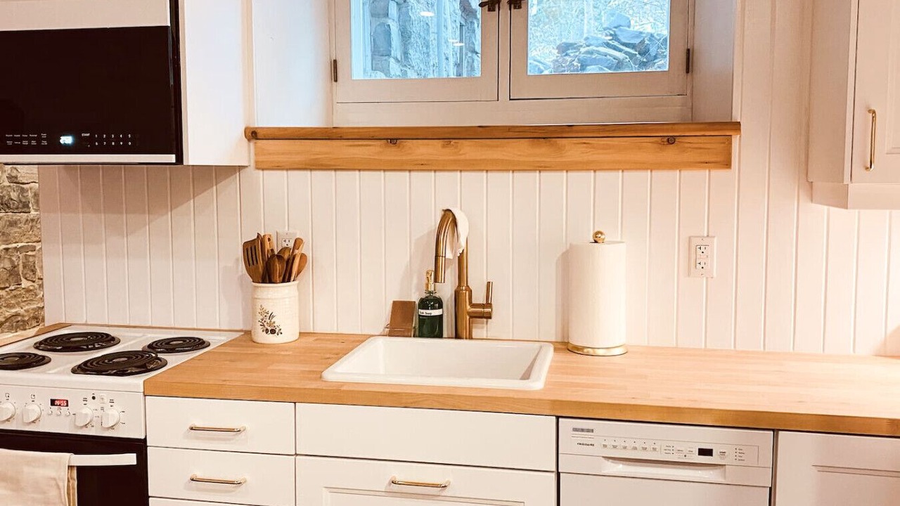 Photo of Kitchen in Inner Harbour