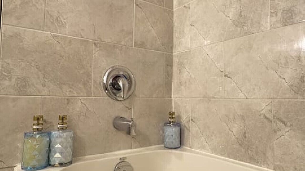 Photo of Bathroom in Inner Harbour