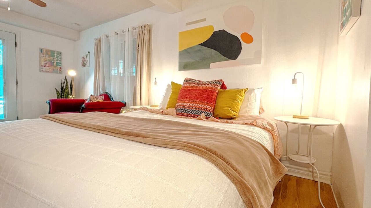 Photo of Bedroom in Inner Harbour