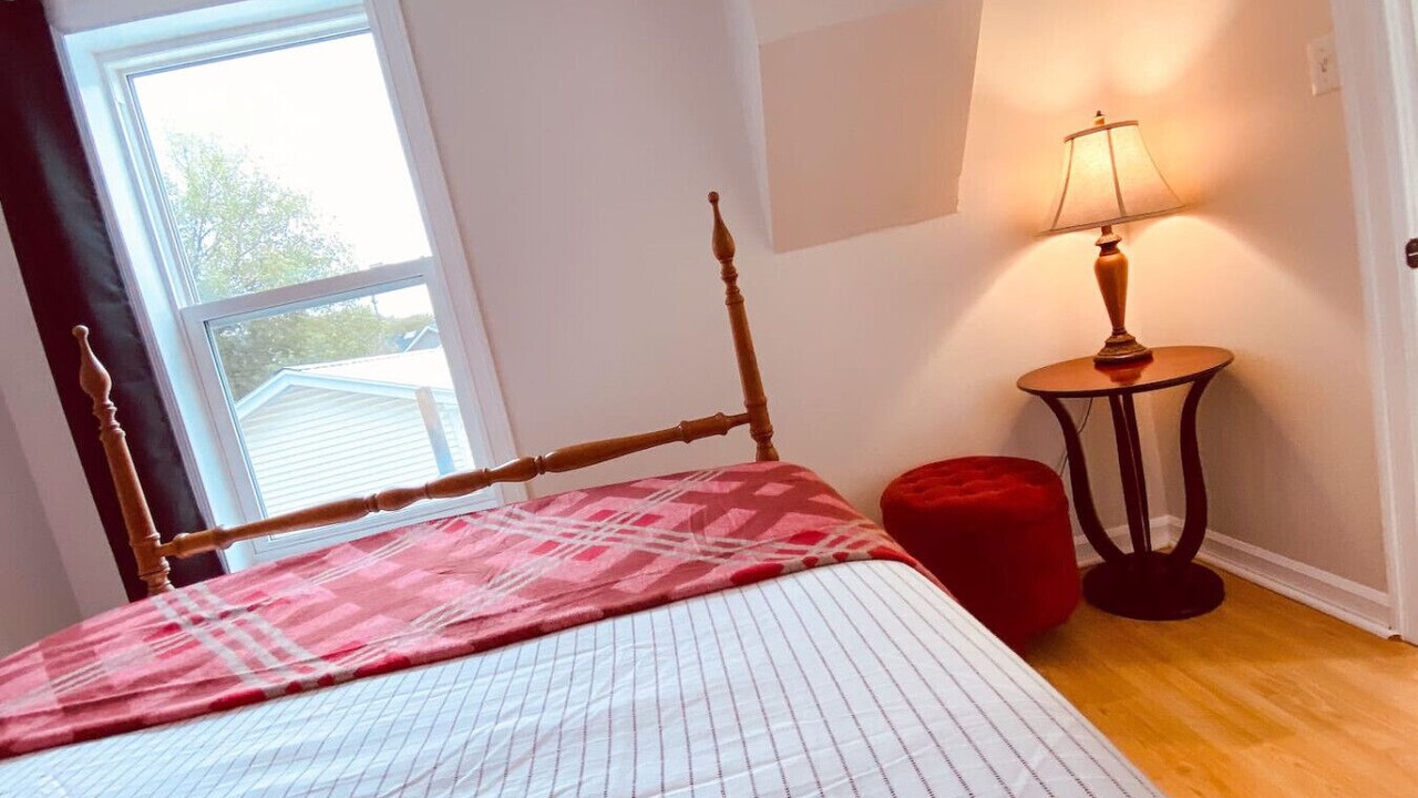 Photo of Bedroom in Inner Harbour