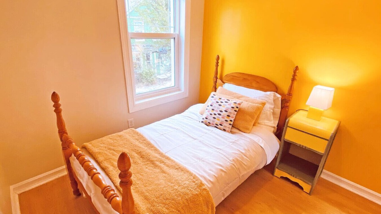 Photo of Bedroom in Inner Harbour