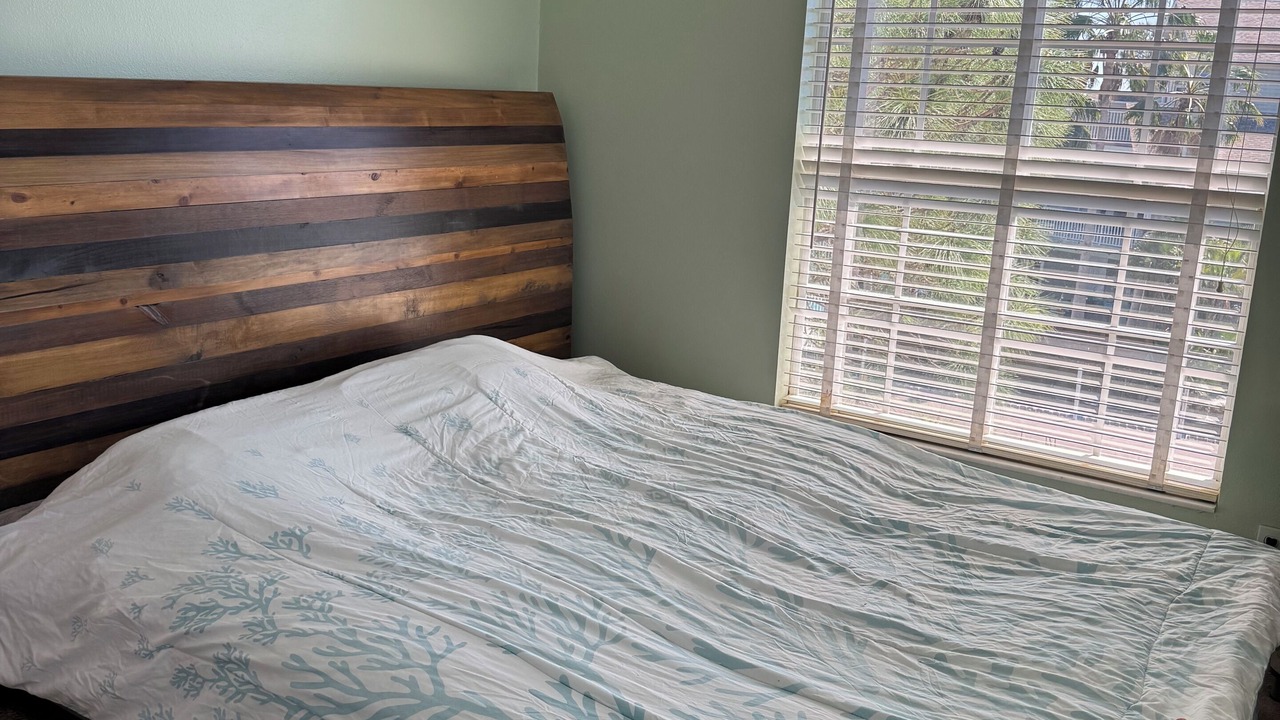 Photo of Bedroom in Crystal Beach