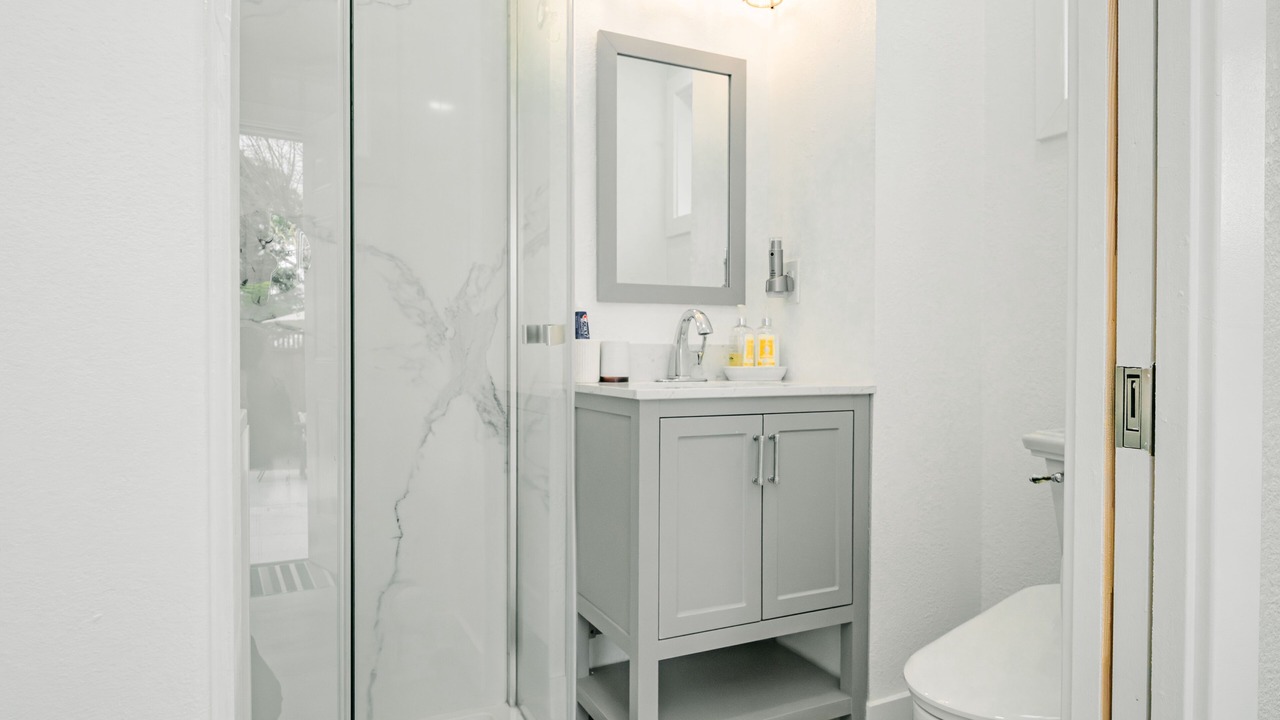 Photo of Bathroom in El Cerrito