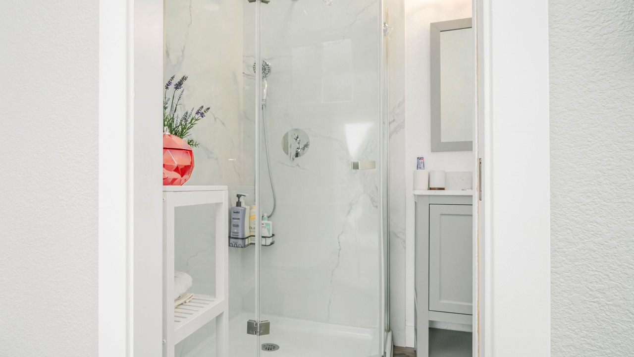 Photo of Bathroom in El Cerrito