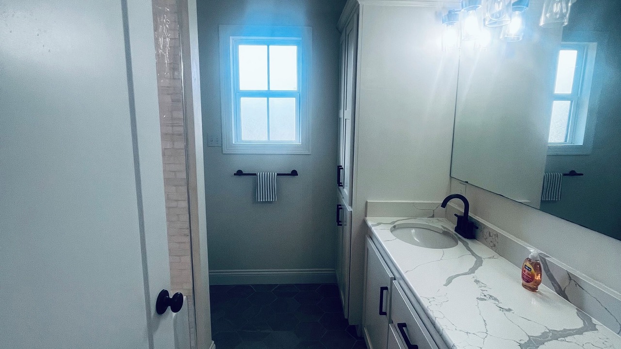 Photo of Bathroom in Leesville